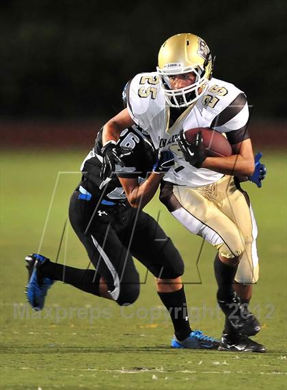 Thumbnail 1 in Azusa vs. Don Lugo photogallery.