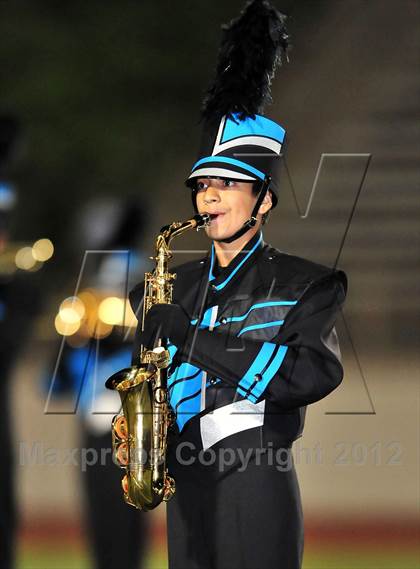 Thumbnail 3 in Azusa vs. Don Lugo photogallery.