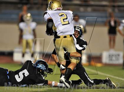 Thumbnail 3 in Azusa vs. Don Lugo photogallery.