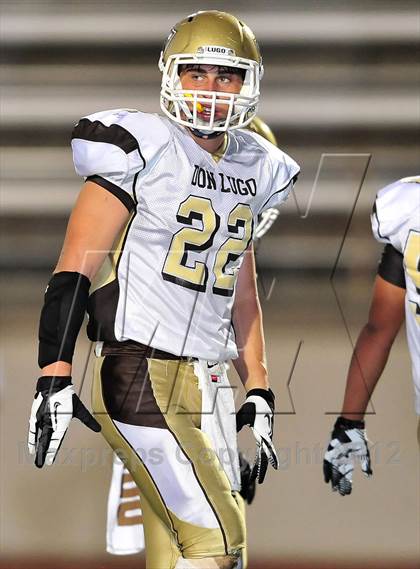 Thumbnail 3 in Azusa vs. Don Lugo photogallery.