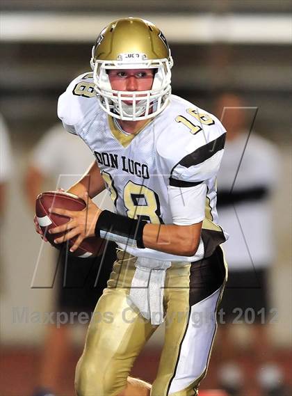Thumbnail 3 in Azusa vs. Don Lugo photogallery.