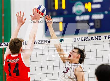 Thumbnail 2 in Eaglecrest vs. Cherokee Trail (CHSAA 5A Round 1) photogallery.