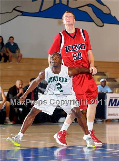 Thumbnail 2 in Canoga Park vs King (MaxPreps Holiday Classic) photogallery.