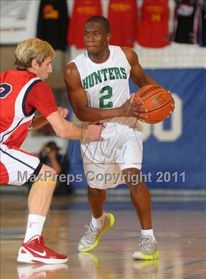 Thumbnail 1 in Canoga Park vs King (MaxPreps Holiday Classic) photogallery.