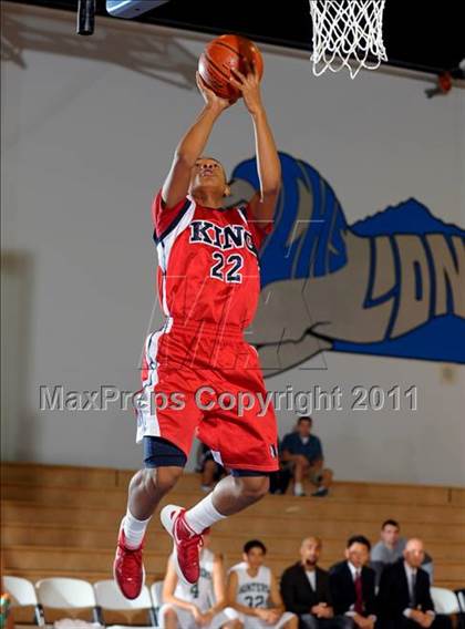 Thumbnail 2 in Canoga Park vs King (MaxPreps Holiday Classic) photogallery.
