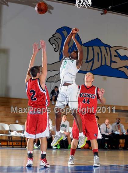 Thumbnail 2 in Canoga Park vs King (MaxPreps Holiday Classic) photogallery.