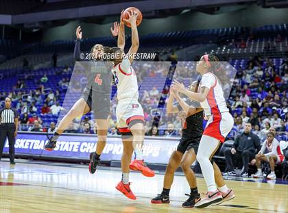 Thumbnail 2 in Duncanville vs. South Grand Prairie (UIL 6A Basketball Final) photogallery.