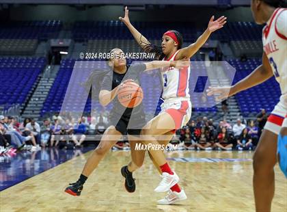 Thumbnail 3 in Duncanville vs. South Grand Prairie (UIL 6A Basketball Final) photogallery.