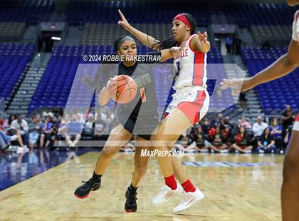 Thumbnail 2 in Duncanville vs. South Grand Prairie (UIL 6A Basketball Final) photogallery.