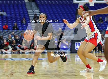 Thumbnail 1 in Duncanville vs. South Grand Prairie (UIL 6A Basketball Final) photogallery.