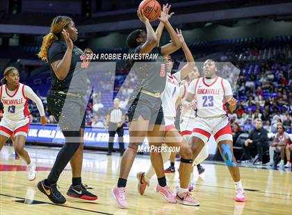 Thumbnail 3 in Duncanville vs. South Grand Prairie (UIL 6A Basketball Final) photogallery.