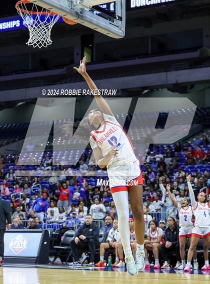 Thumbnail 1 in Duncanville vs. South Grand Prairie (UIL 6A Basketball Final) photogallery.