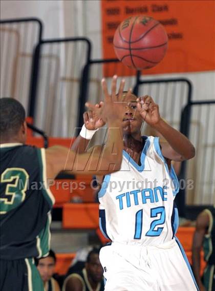 Thumbnail 2 in Monterey Trail vs. Burbank photogallery.