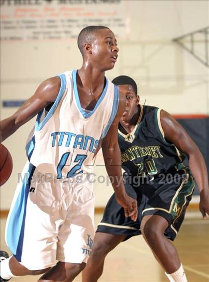 Thumbnail 2 in Monterey Trail vs. Burbank photogallery.