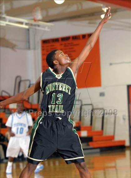 Thumbnail 2 in Monterey Trail vs. Burbank photogallery.