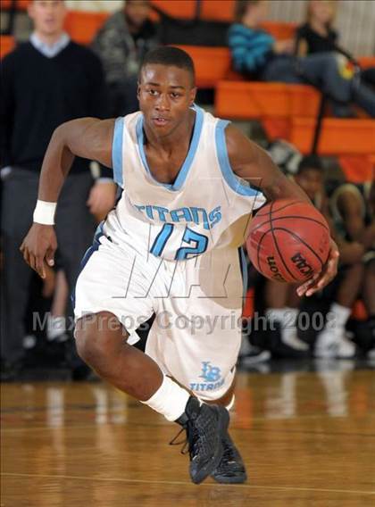 Thumbnail 2 in Monterey Trail vs. Burbank photogallery.