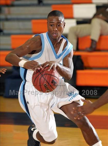 Thumbnail 2 in Monterey Trail vs. Burbank photogallery.