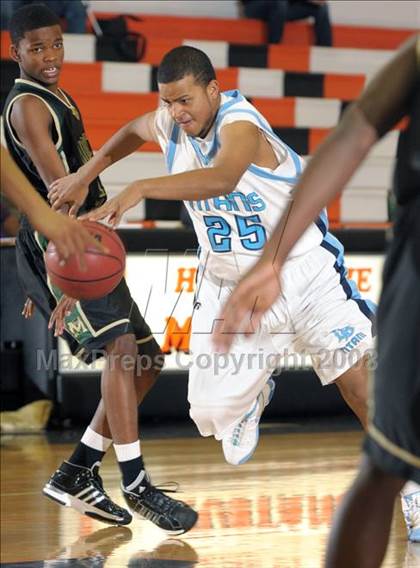 Thumbnail 1 in Monterey Trail vs. Burbank photogallery.