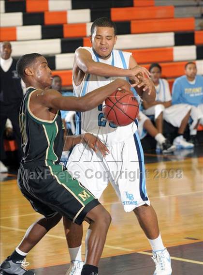 Thumbnail 1 in Monterey Trail vs. Burbank photogallery.