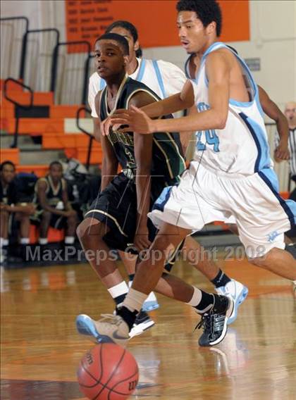 Thumbnail 3 in Monterey Trail vs. Burbank photogallery.