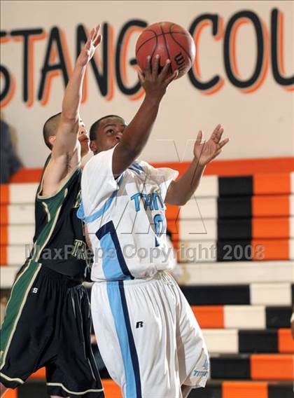 Thumbnail 2 in Monterey Trail vs. Burbank photogallery.