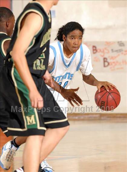 Thumbnail 3 in Monterey Trail vs. Burbank photogallery.