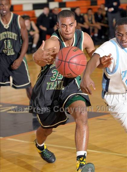 Thumbnail 1 in Monterey Trail vs. Burbank photogallery.
