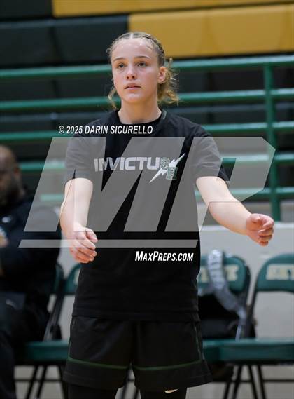 Thumbnail 3 in Sage Hill vs. Bishop McNamara (Nike Tournament of Champions) photogallery.