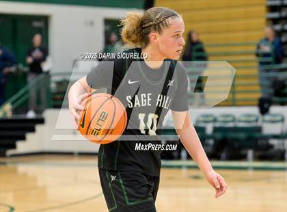 Thumbnail 3 in Sage Hill vs. Bishop McNamara (Nike Tournament of Champions) photogallery.
