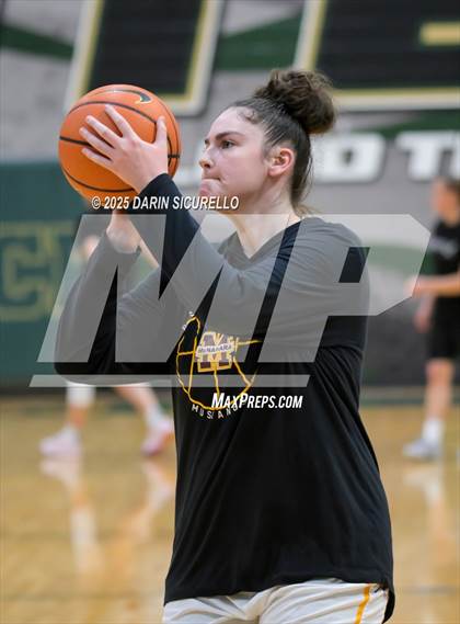 Thumbnail 3 in Sage Hill vs. Bishop McNamara (Nike Tournament of Champions) photogallery.