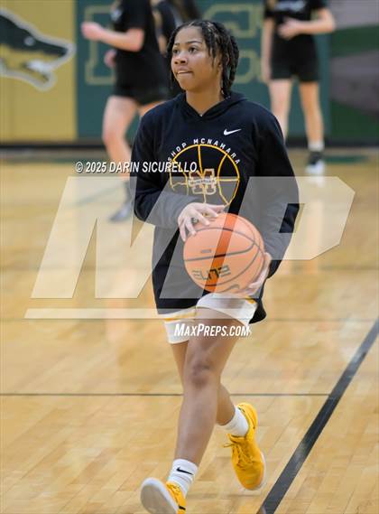 Thumbnail 3 in Sage Hill vs. Bishop McNamara (Nike Tournament of Champions) photogallery.