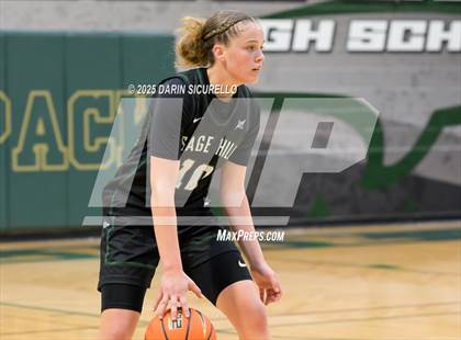 Thumbnail 2 in Sage Hill vs. Bishop McNamara (Nike Tournament of Champions) photogallery.