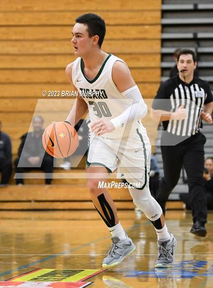 Thumbnail 3 in Tigard vs Lincoln (Les Schwab Invitational) photogallery.