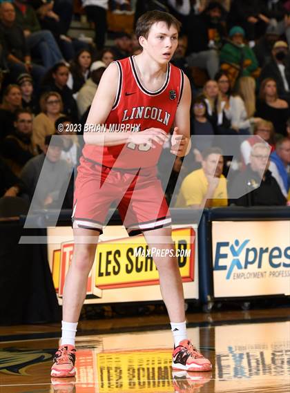 Thumbnail 1 in Tigard vs Lincoln (Les Schwab Invitational) photogallery.