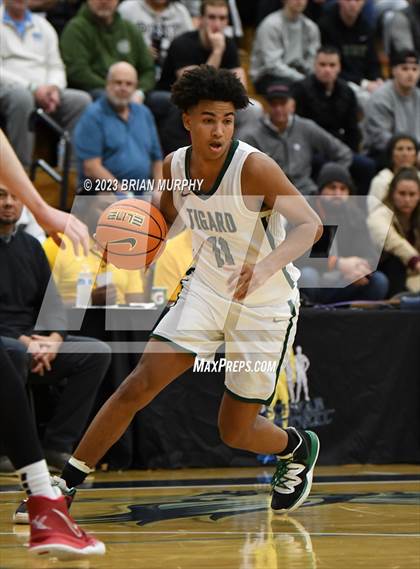Thumbnail 3 in Tigard vs Lincoln (Les Schwab Invitational) photogallery.