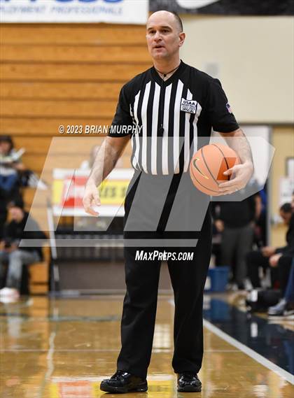 Thumbnail 3 in Tigard vs Lincoln (Les Schwab Invitational) photogallery.