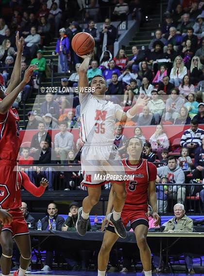 Thumbnail 1 in Binghamton vs. Niskayuna (NYSPHSAA Class AA Final) photogallery.