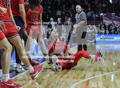 Thumbnail 3 in Binghamton vs. Niskayuna (NYSPHSAA Class AA Final) photogallery.