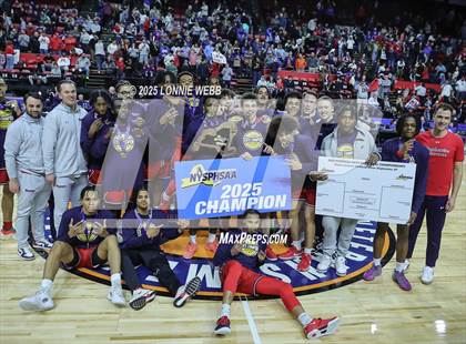 Thumbnail 1 in Binghamton vs. Niskayuna (NYSPHSAA Class AA Final) photogallery.