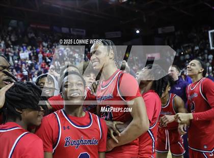 Thumbnail 3 in Binghamton vs. Niskayuna (NYSPHSAA Class AA Final) photogallery.