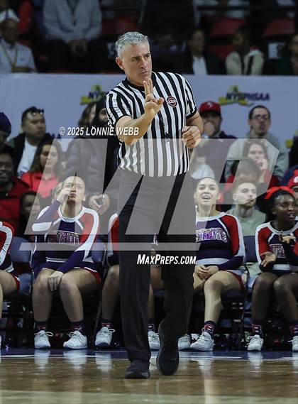 Thumbnail 3 in Binghamton vs. Niskayuna (NYSPHSAA Class AA Final) photogallery.