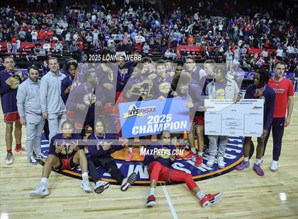 Thumbnail 3 in Binghamton vs. Niskayuna (NYSPHSAA Class AA Final) photogallery.