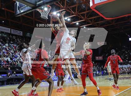 Thumbnail 2 in Binghamton vs. Niskayuna (NYSPHSAA Class AA Final) photogallery.