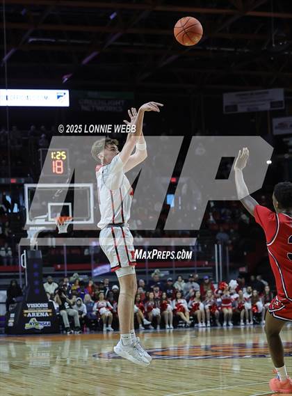 Thumbnail 1 in Binghamton vs. Niskayuna (NYSPHSAA Class AA Final) photogallery.