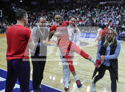 Thumbnail 3 in Binghamton vs. Niskayuna (NYSPHSAA Class AA Final) photogallery.