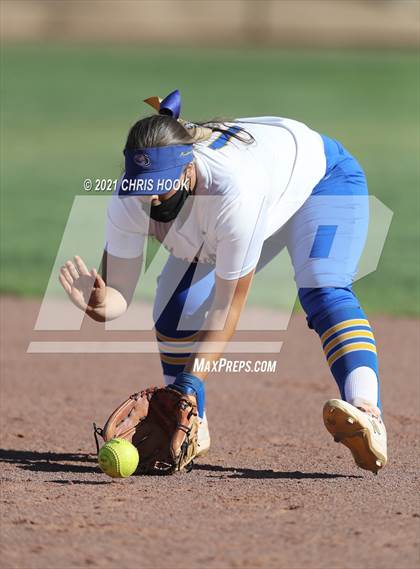 Thumbnail 3 in Douglas @ Sahuarita photogallery.