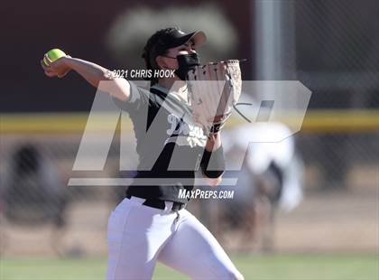 Thumbnail 3 in Douglas @ Sahuarita photogallery.