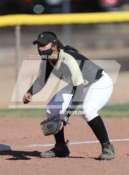 Thumbnail 3 in Douglas @ Sahuarita photogallery.