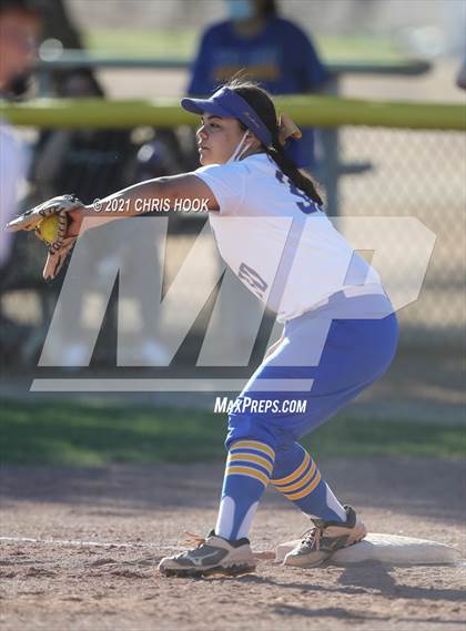 Thumbnail 3 in Douglas @ Sahuarita photogallery.