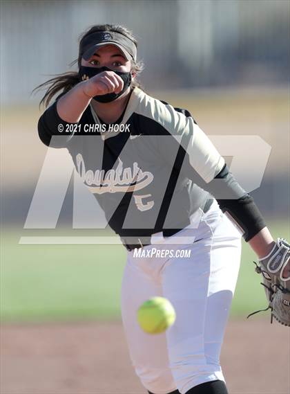 Thumbnail 3 in Douglas @ Sahuarita photogallery.